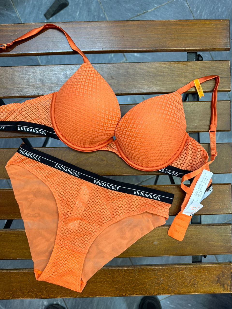 ست اسفنجی سفارش اروپا برند anaggee