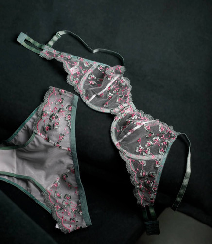 ست شورت و سوتین تور گاز اروپایی انوشه